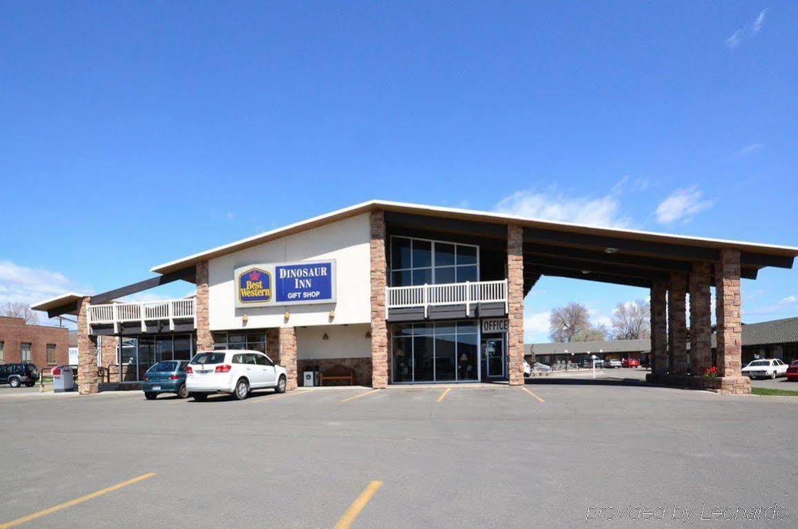 Dinosaur Inn & Suites Vernal Exterior photo